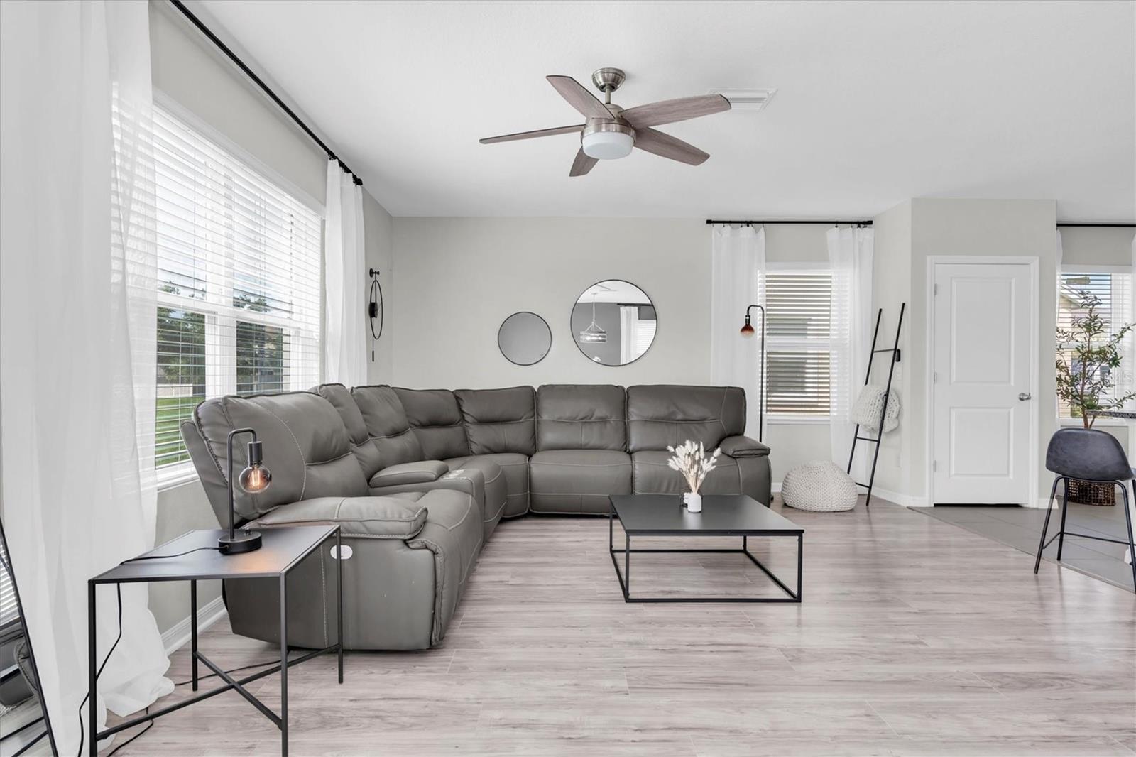 Image 6 of 38 For 7543 Tuscan Bay Circle