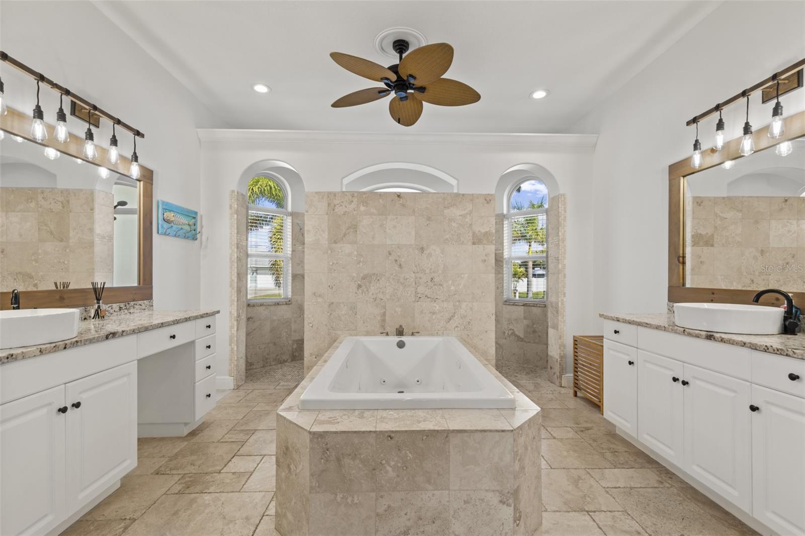 Image 18 of 38 For 2114 29th Terrace