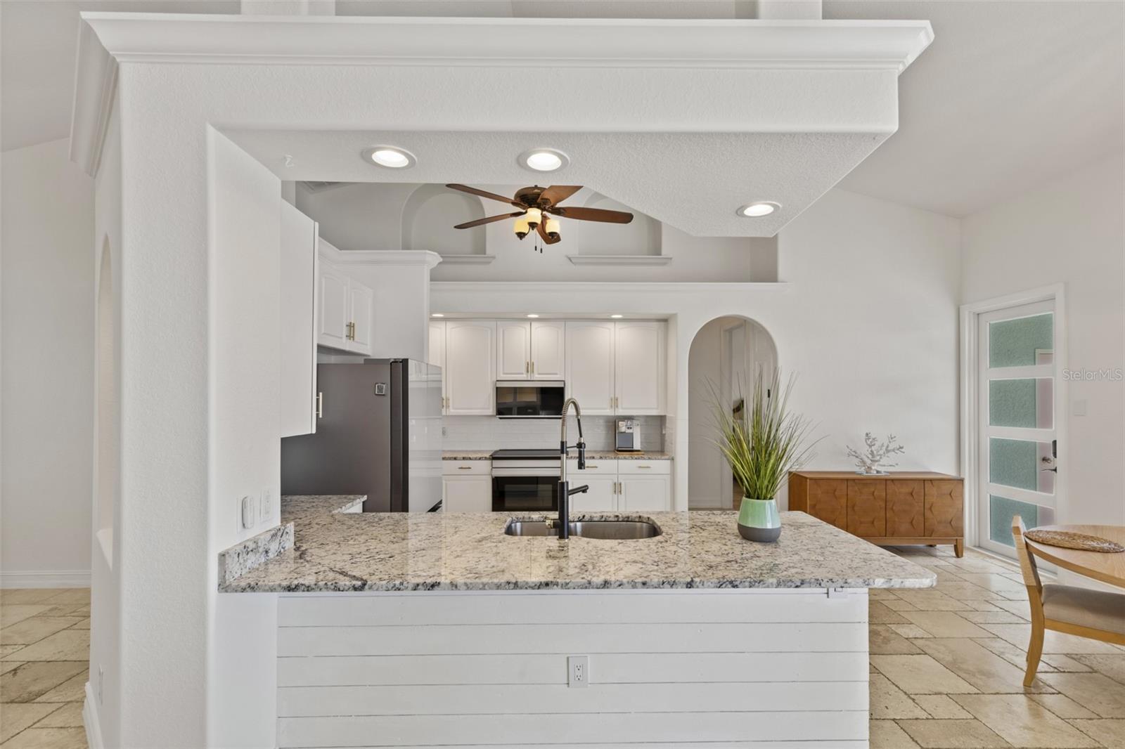 Image 6 of 38 For 2114 29th Terrace