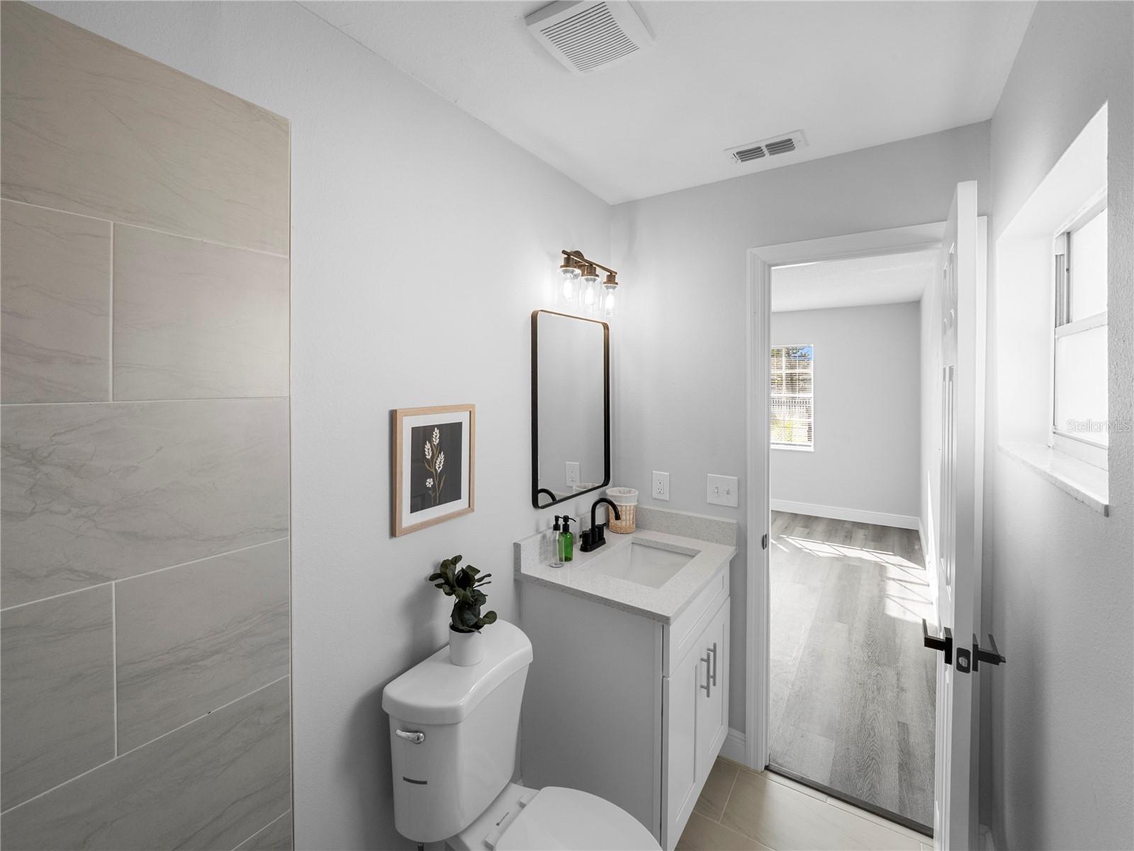 Image 18 of 29 For 6105 Yorkshire Road