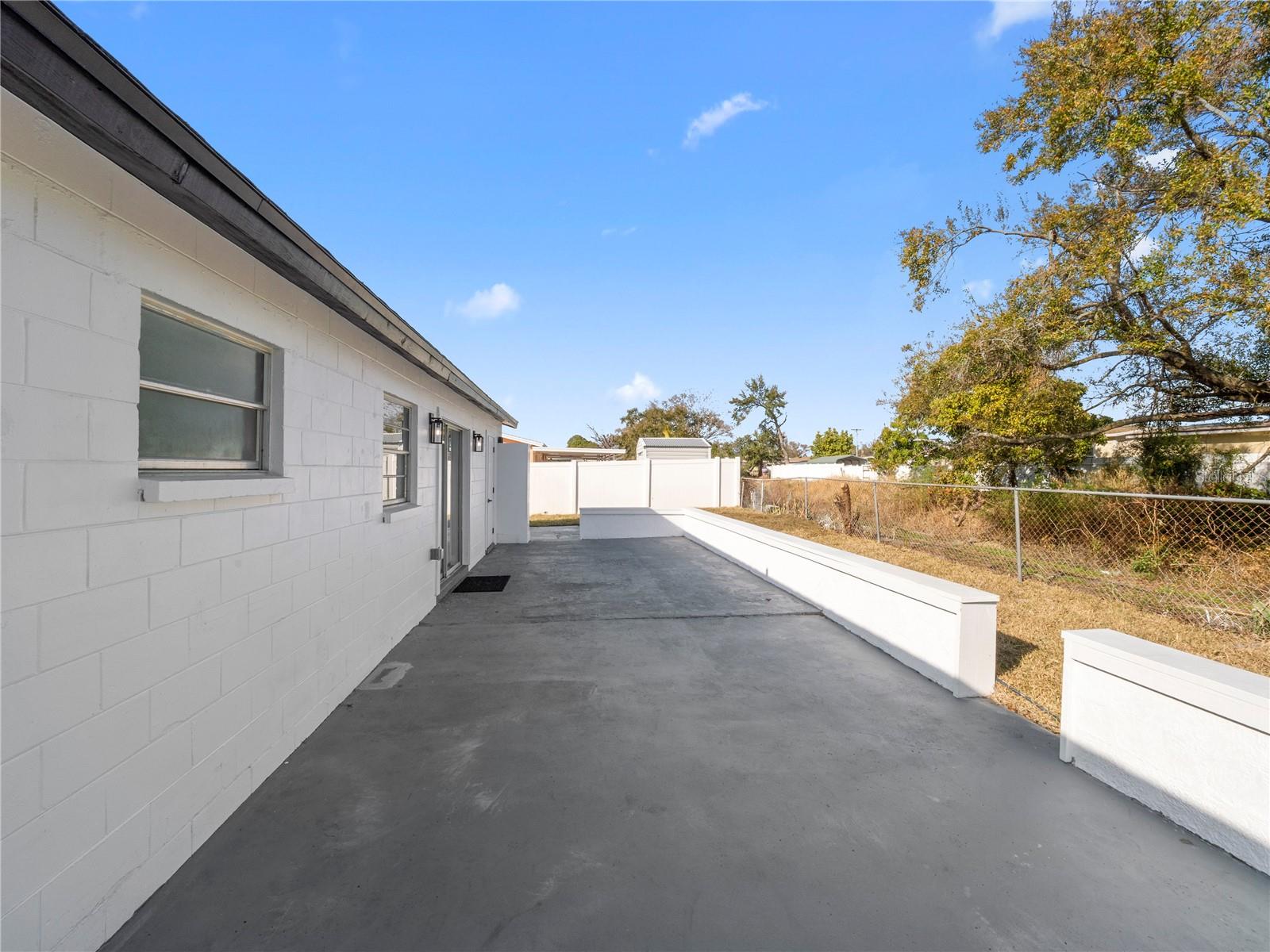 Image 28 of 29 For 6105 Yorkshire Road