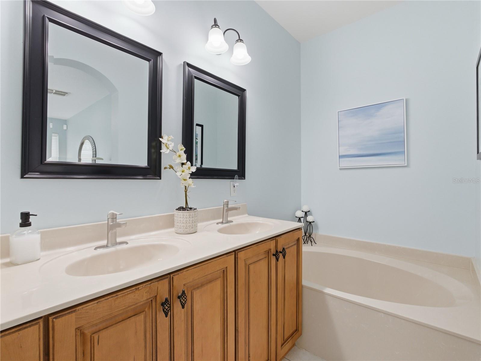 Image 27 of 51 For 1049 Fosters Mill Road