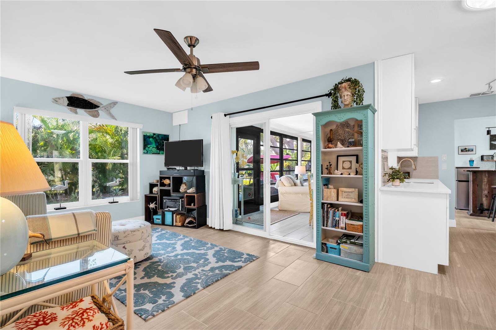 Listing photo id 19 for 1303 Glengarry Drive