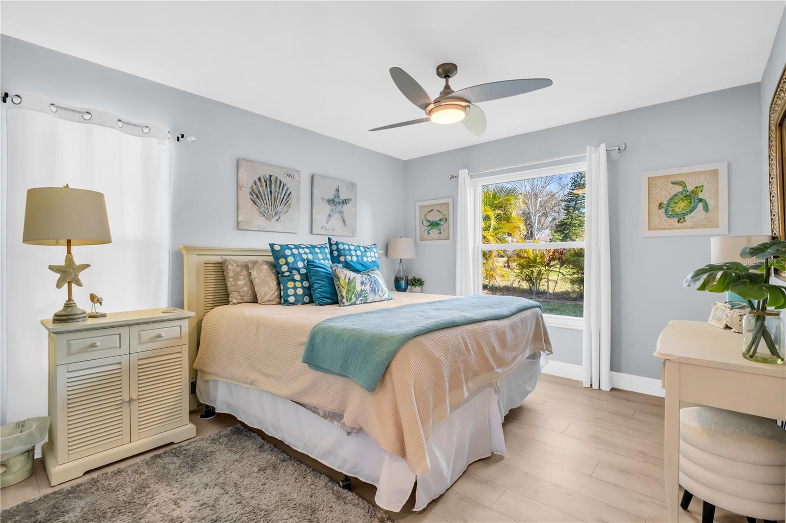 Listing photo id 26 for 1303 Glengarry Drive