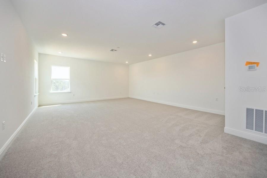 Image 28 of 39 For 16029 Volterra Point