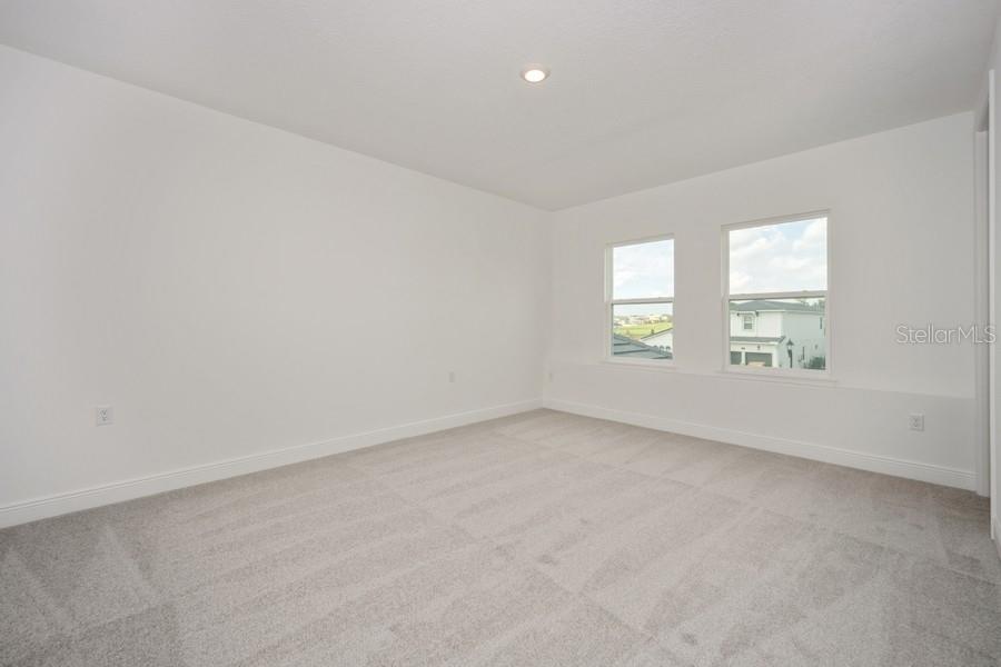 Image 31 of 39 For 16029 Volterra Point