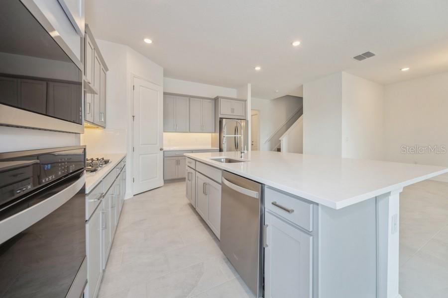 Image 5 of 39 For 16029 Volterra Point