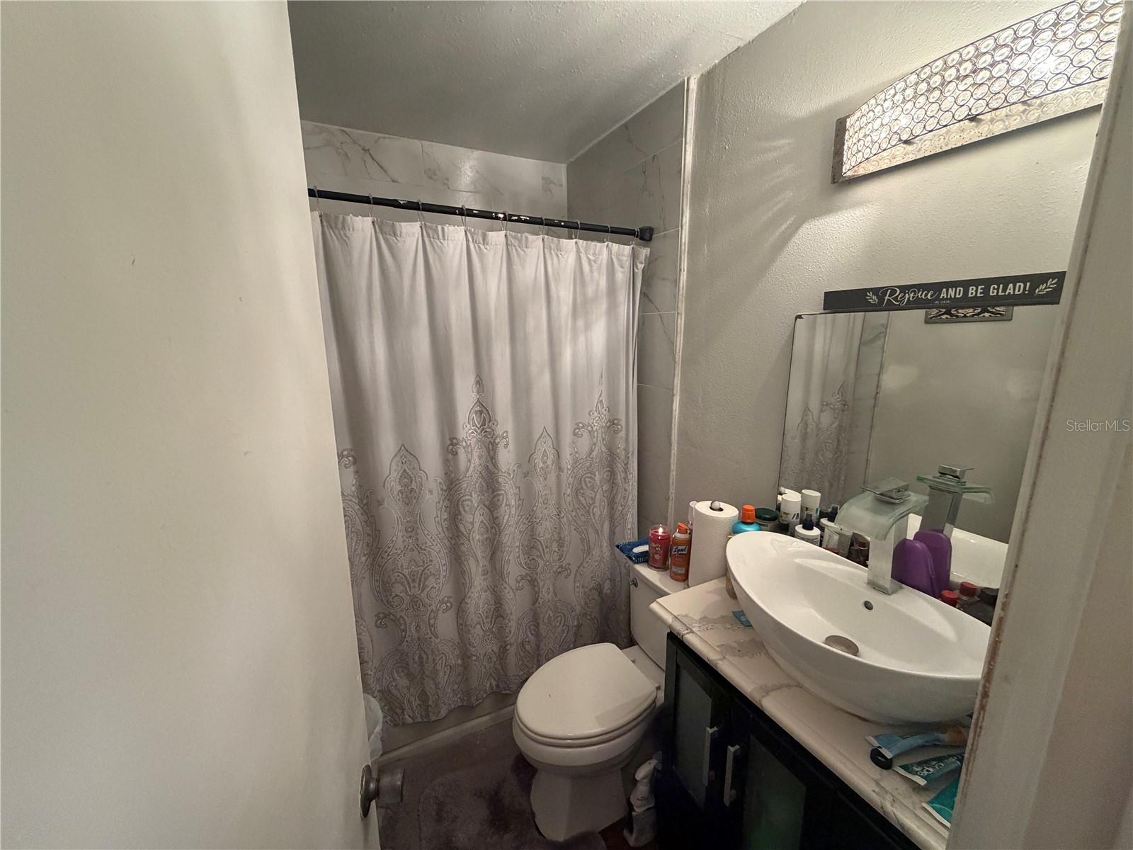 Image 15 of 25 For 2010 Chelsea Street