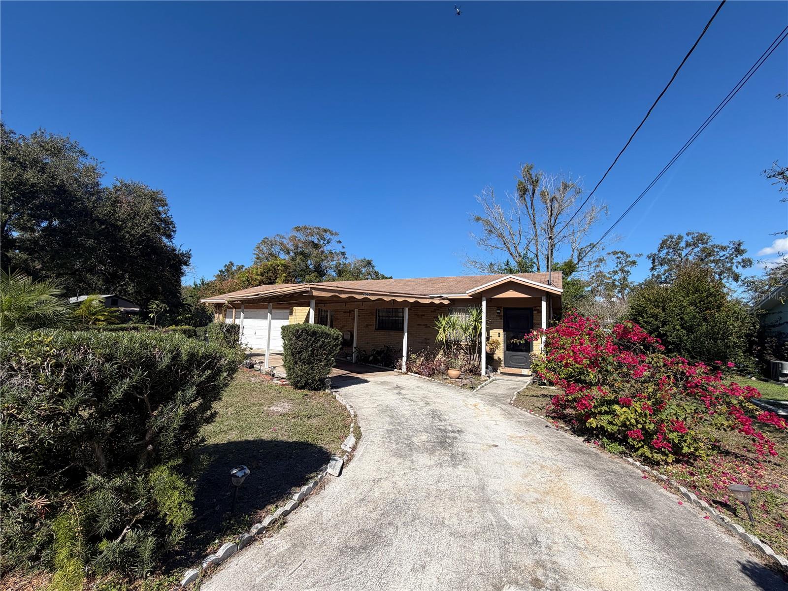 Image 2 of 25 For 2010 Chelsea Street