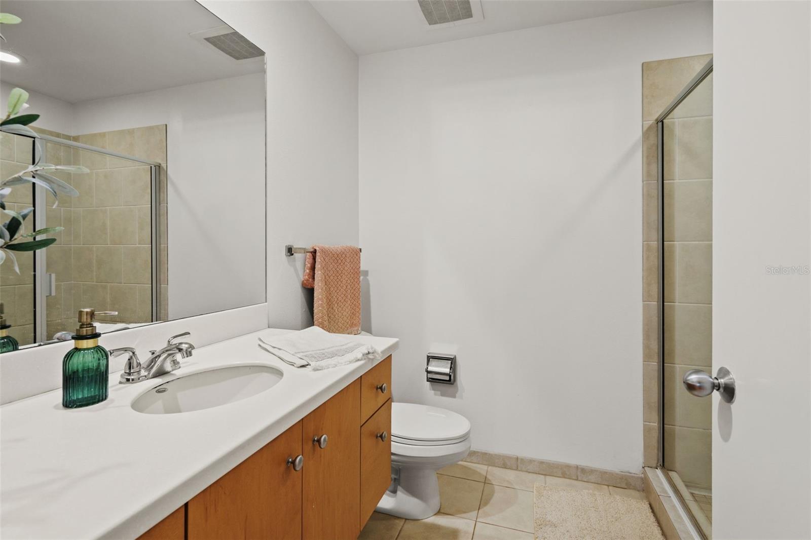 Image 18 of 54 For 1120 Kennedy Boulevard 1524