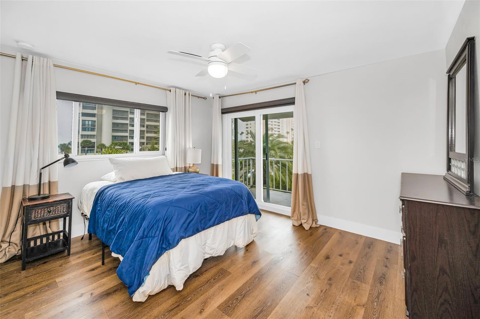 Image 51 of 81 For 1351 Gulf Boulevard 201