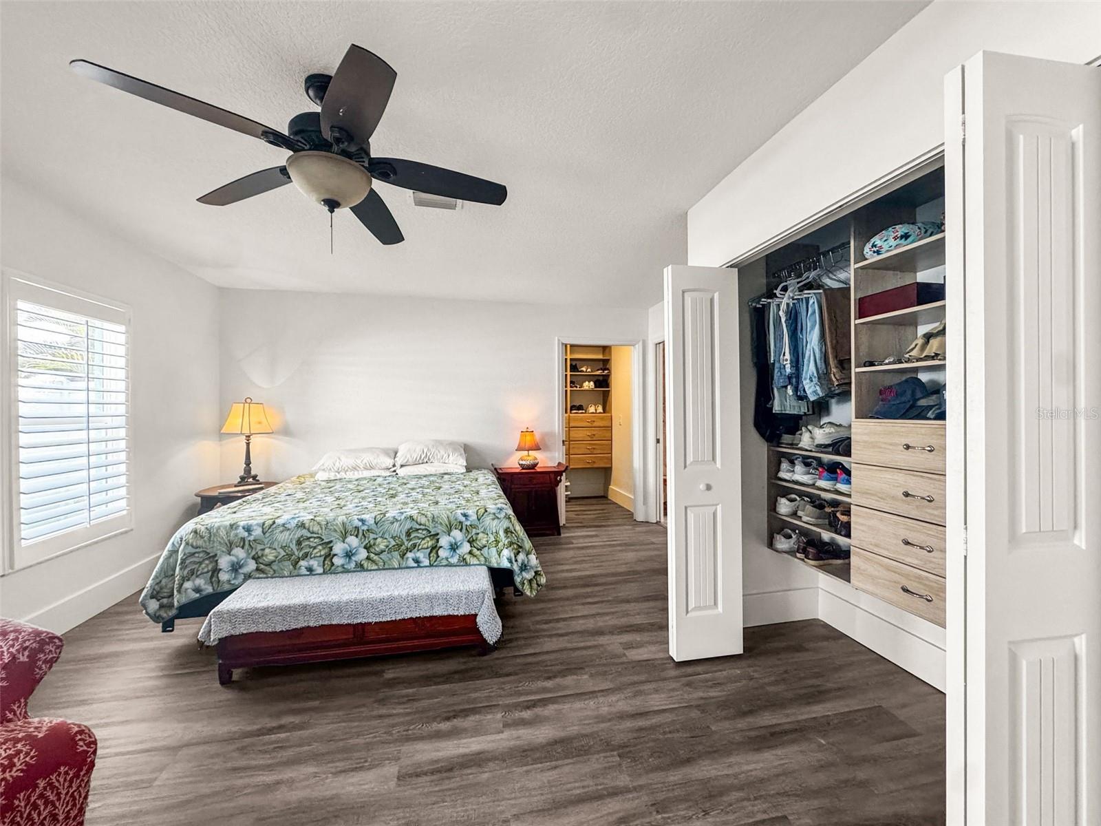 Image 16 of 49 For 7833 1st Avenue S