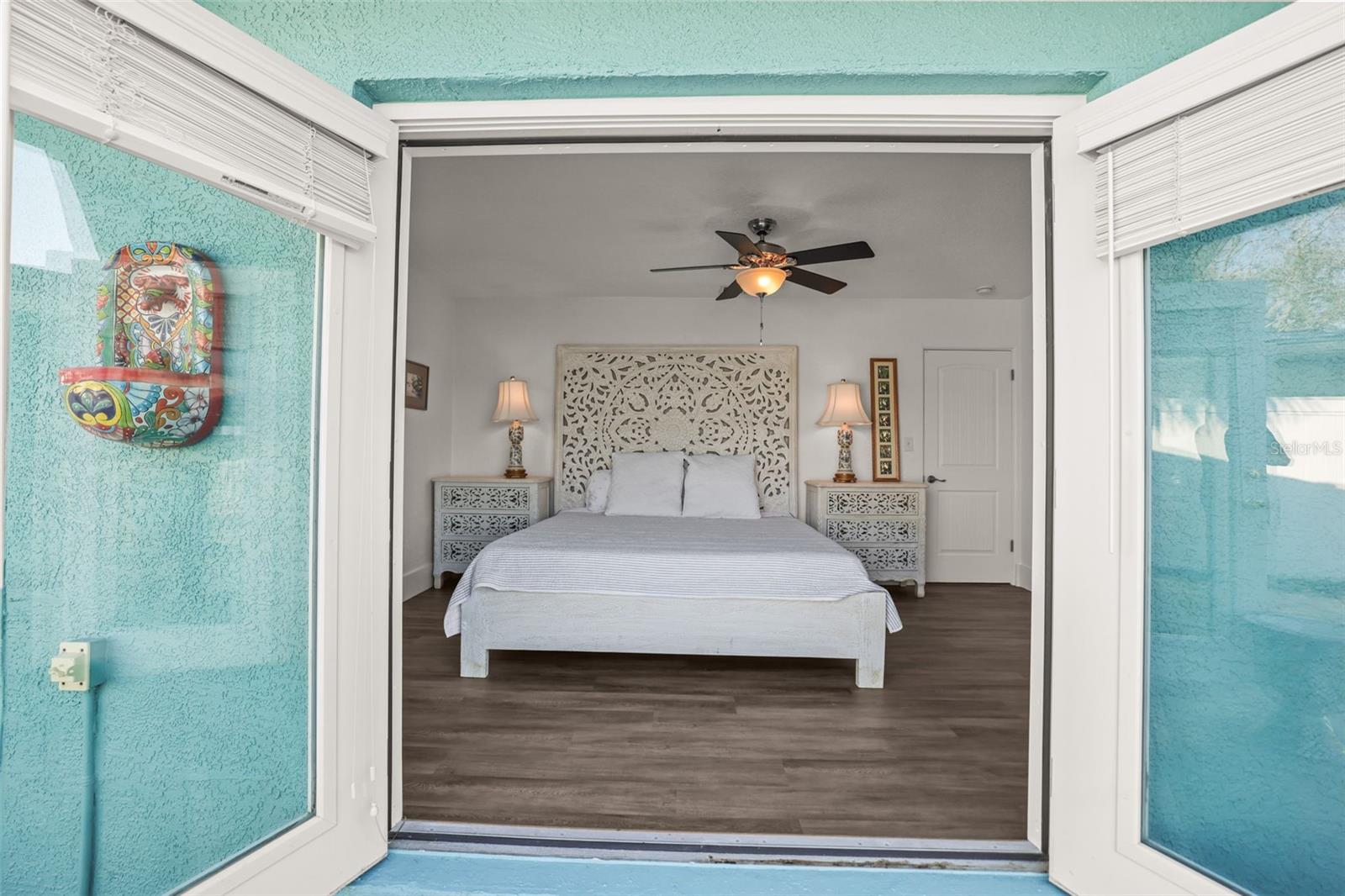 Image 25 of 49 For 7833 1st Avenue S