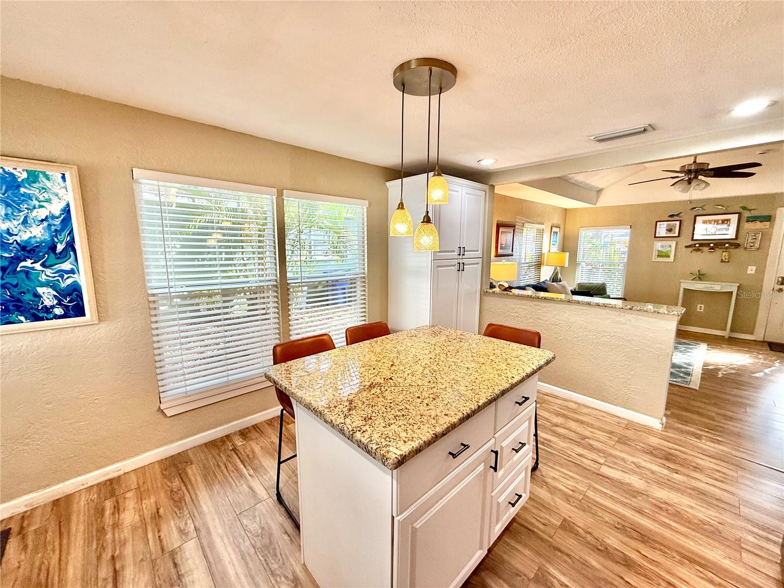 Image 12 of 35 For 1304 New York Avenue