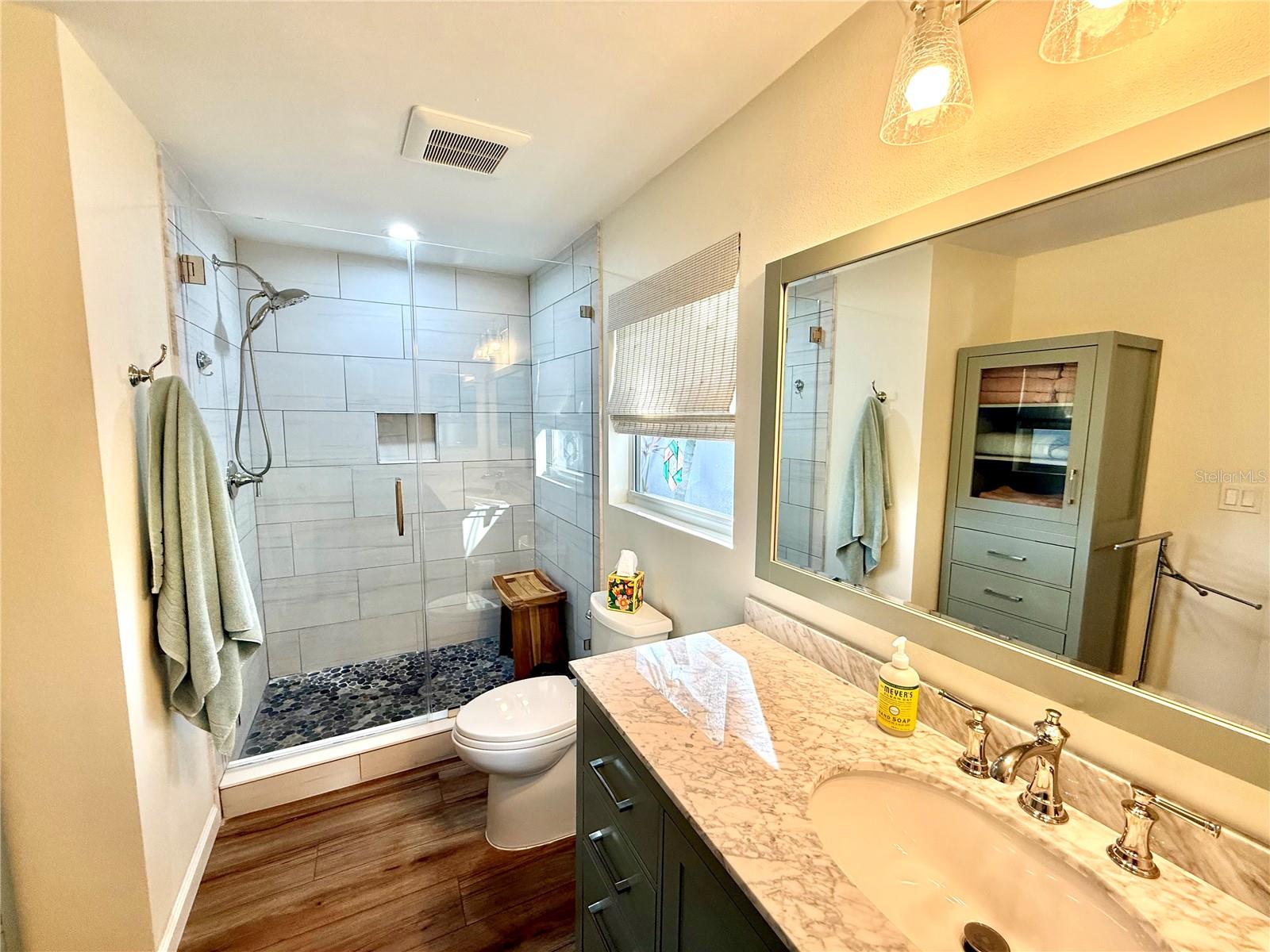 Image 20 of 35 For 1304 New York Avenue