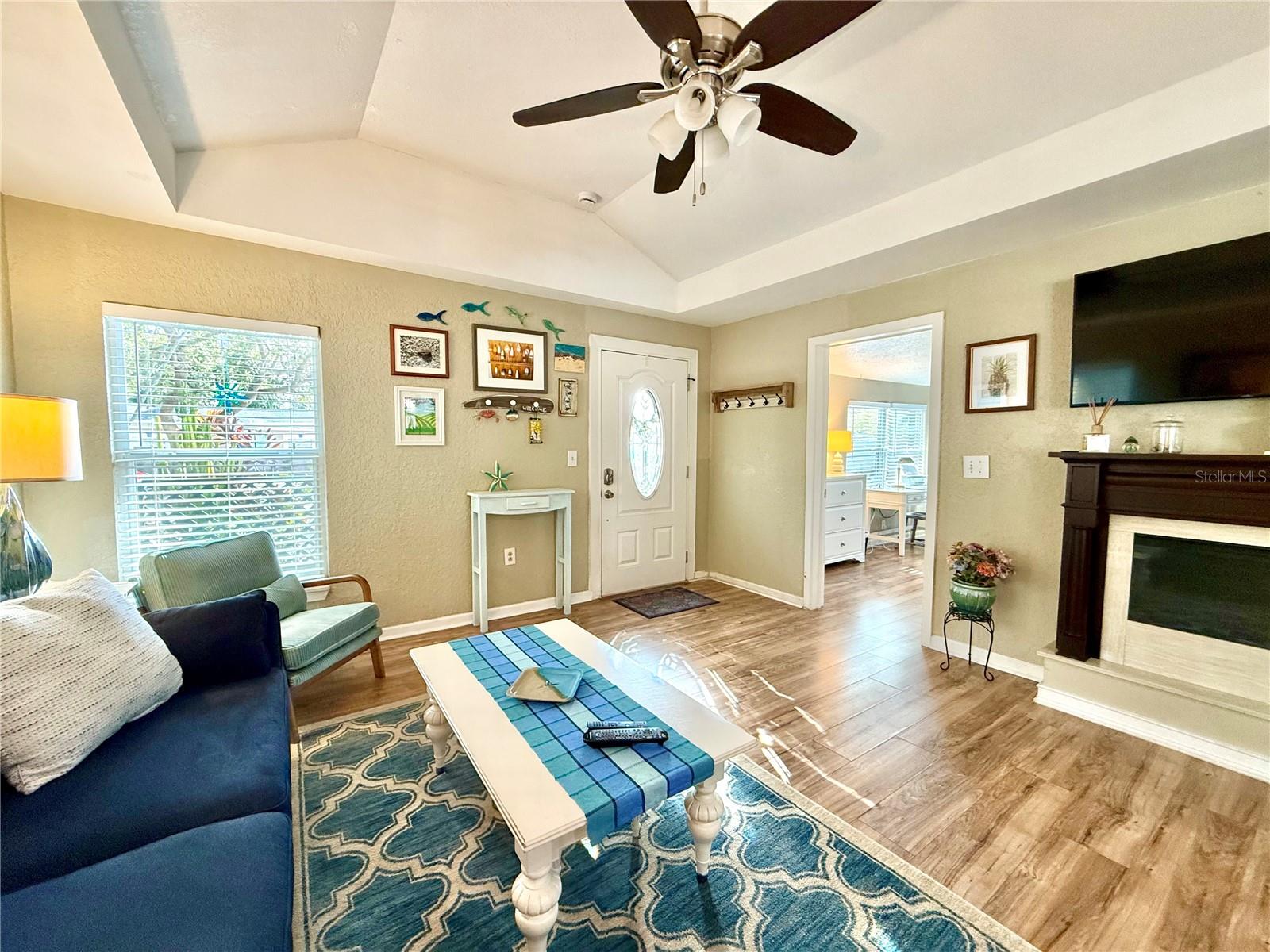 Image 7 of 35 For 1304 New York Avenue