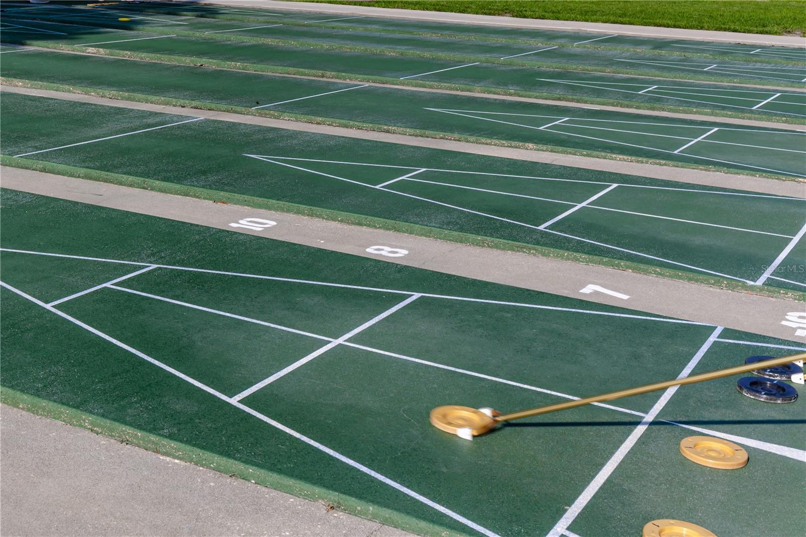 Listing photo id 30 for 2284 Spanish Drive 50