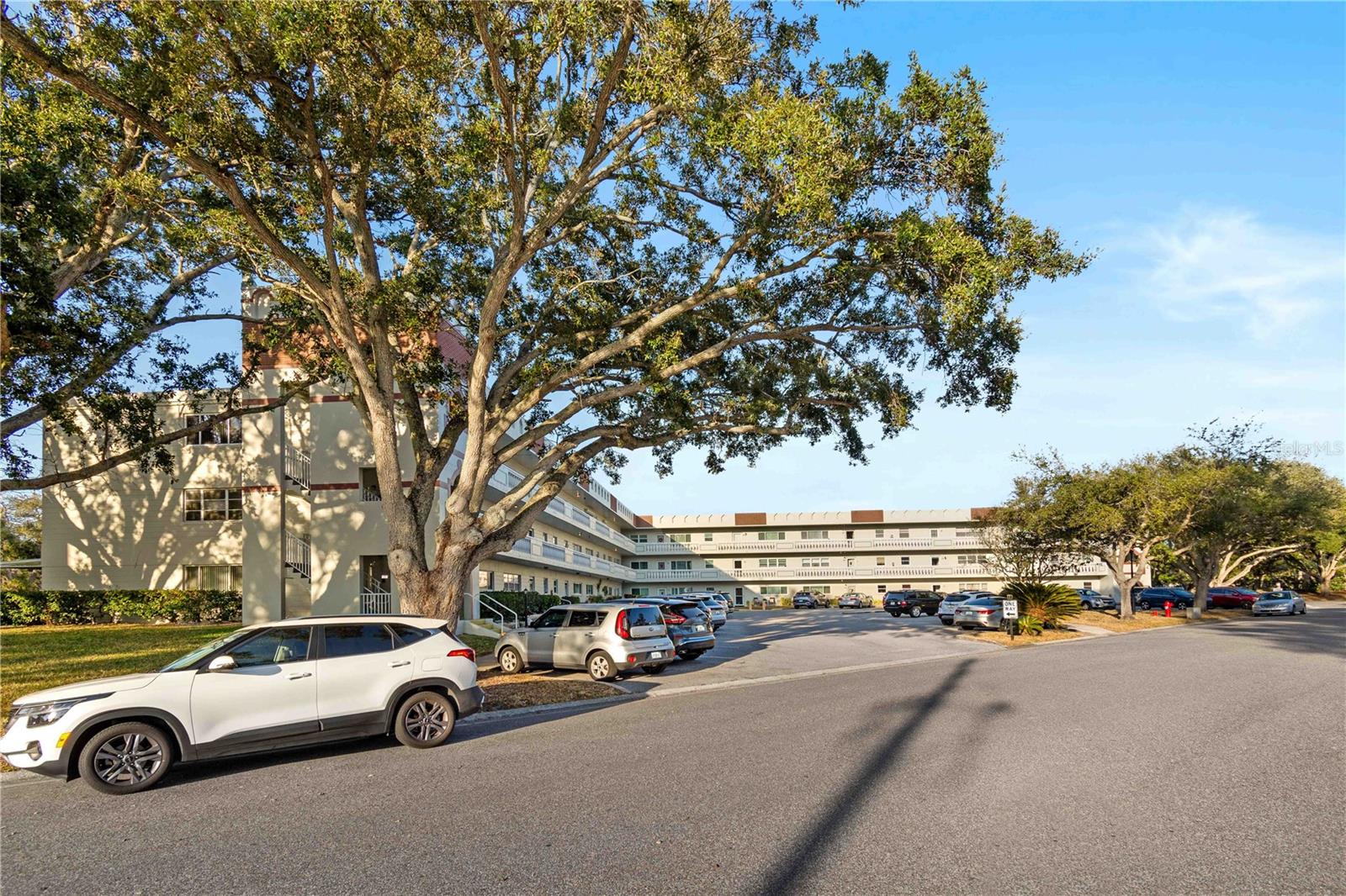 Listing photo id 40 for 2284 Spanish Drive 50