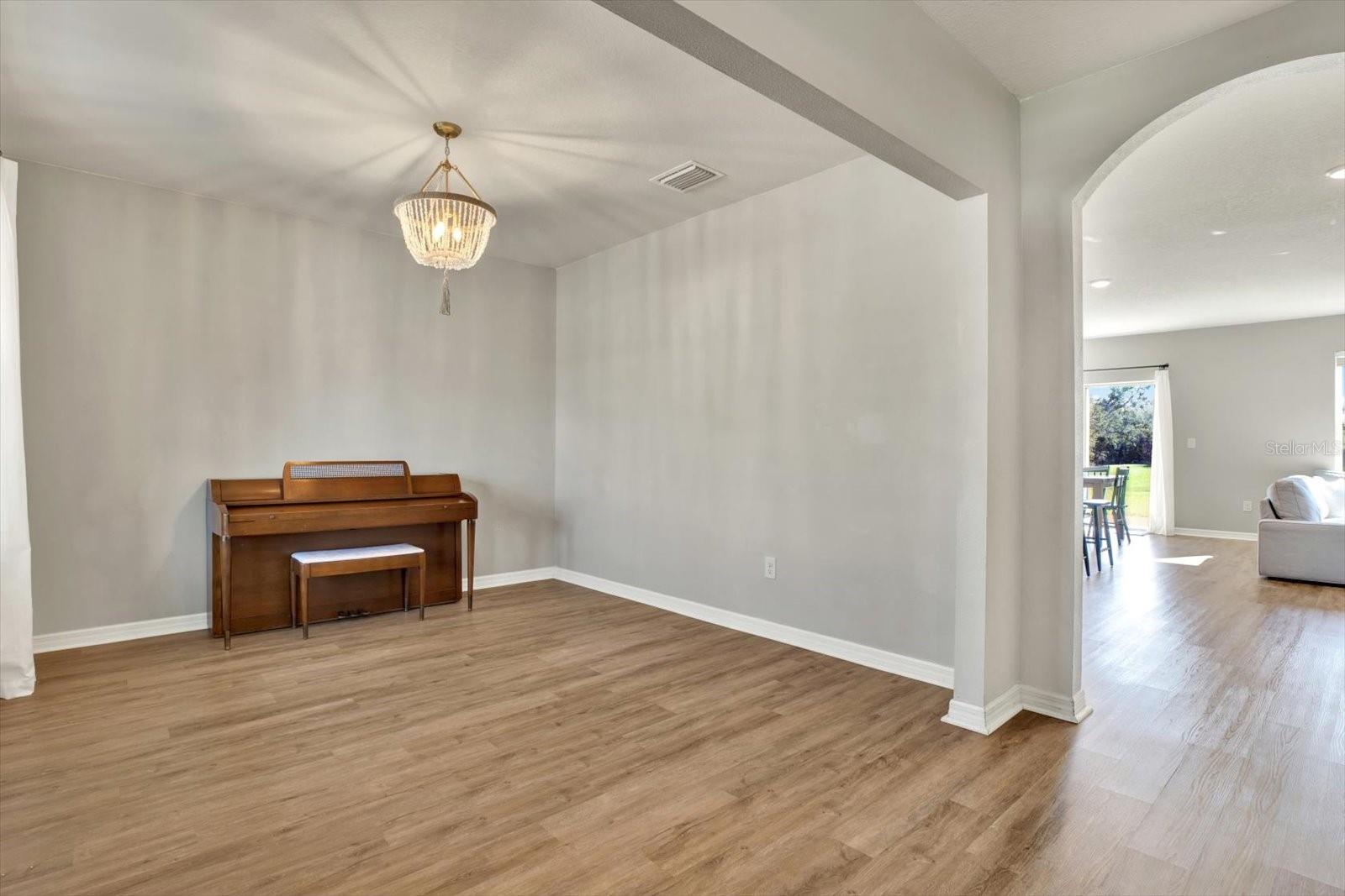 Image 4 of 34 For 12029 Myrtle Rock Drive