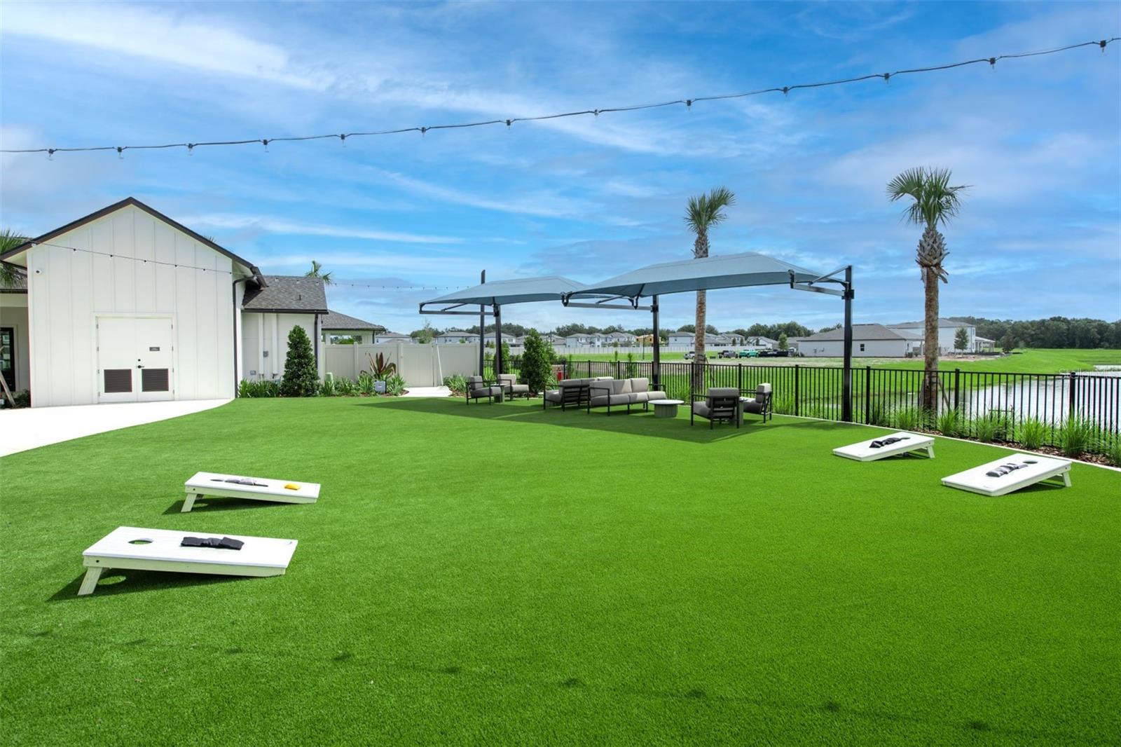 Listing photo id 19 for 13725 Evergreen Valley Drive