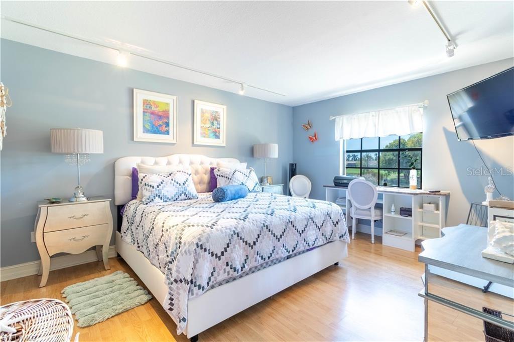 Image 14 of 18 For 5535 Rattlesnake Hammock Road 205