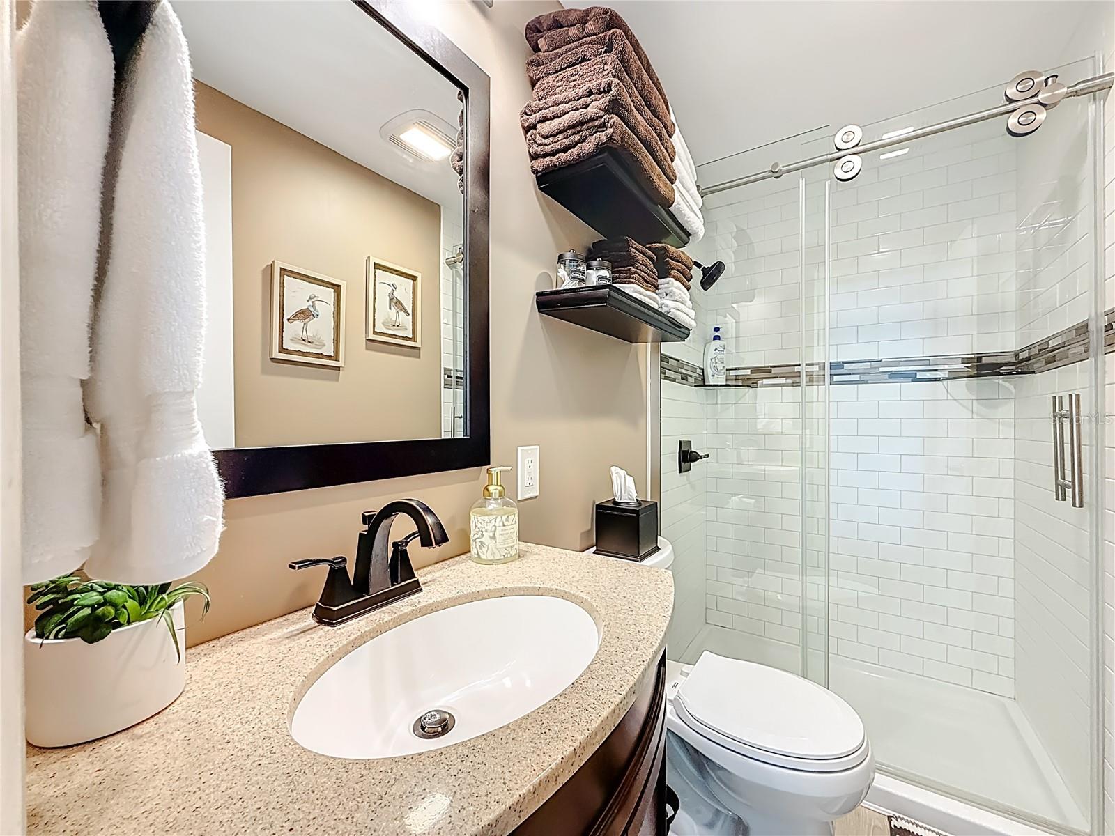 Image 31 of 57 For 10101 Lake Drive 89