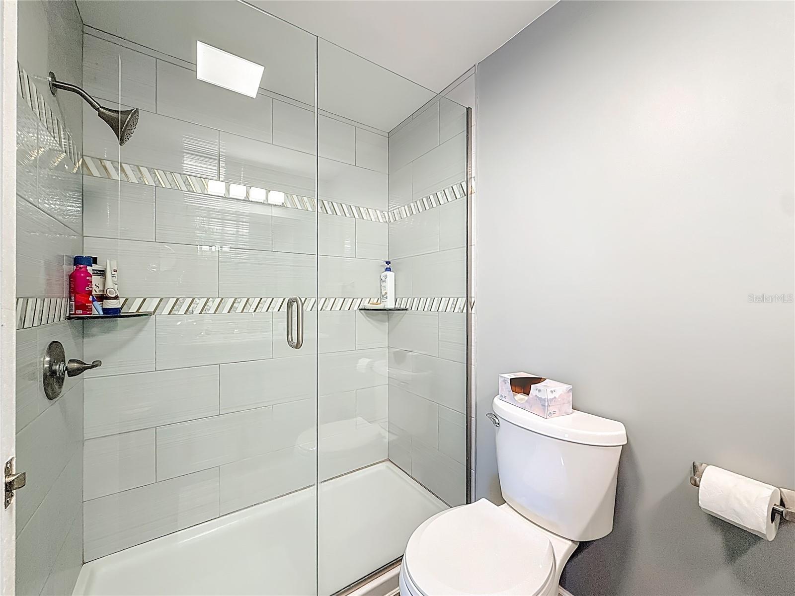 Image 38 of 57 For 10101 Lake Drive 89