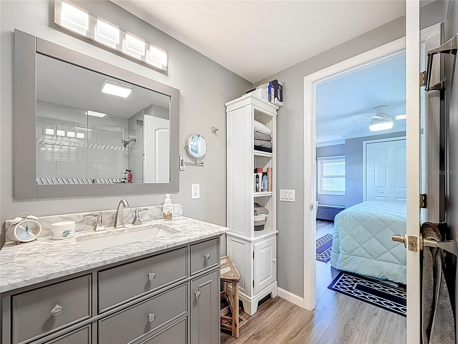 Image 39 of 57 For 10101 Lake Drive 89