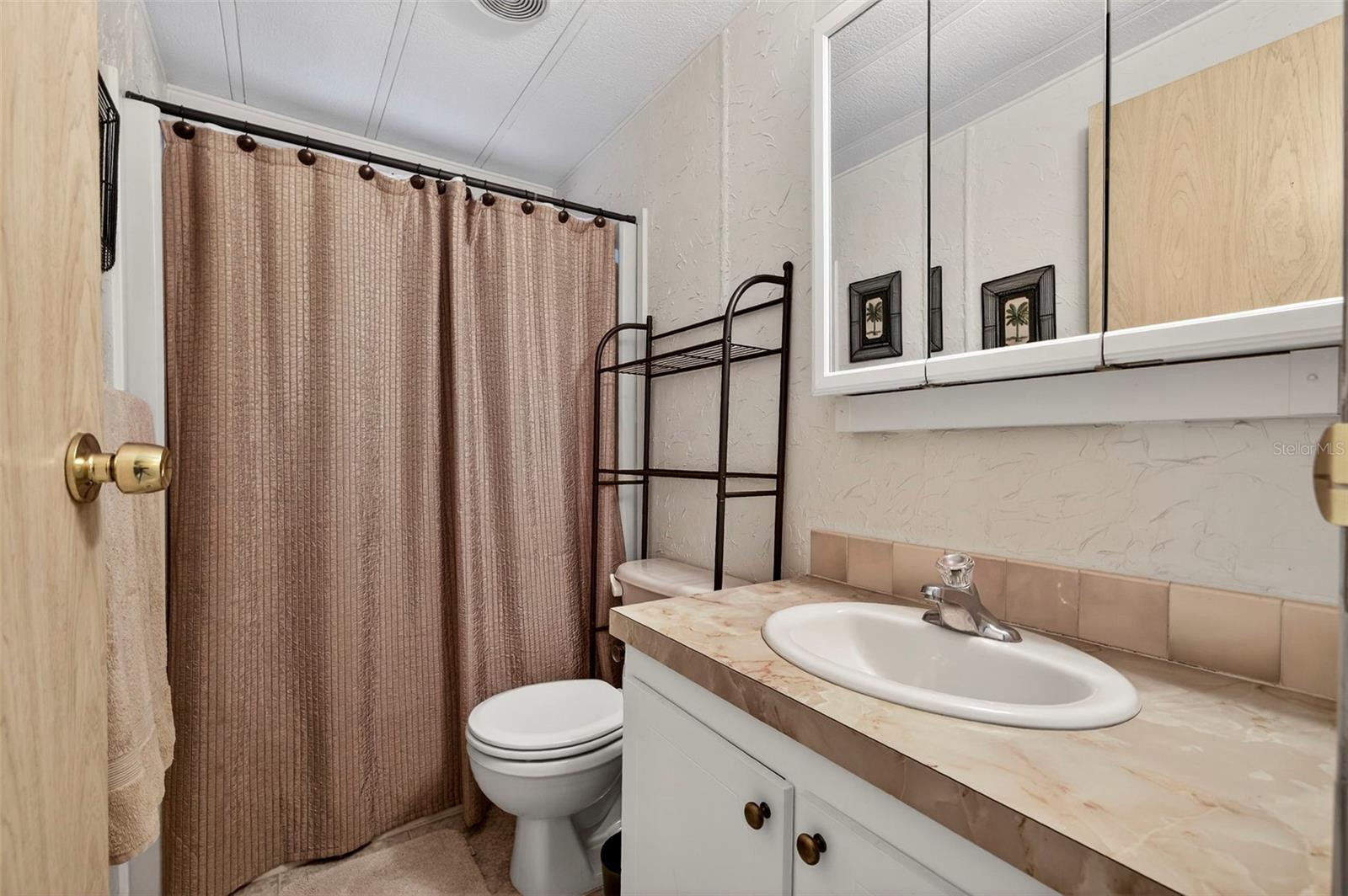 Image 17 of 30 For 7880 54th Avenue N 38