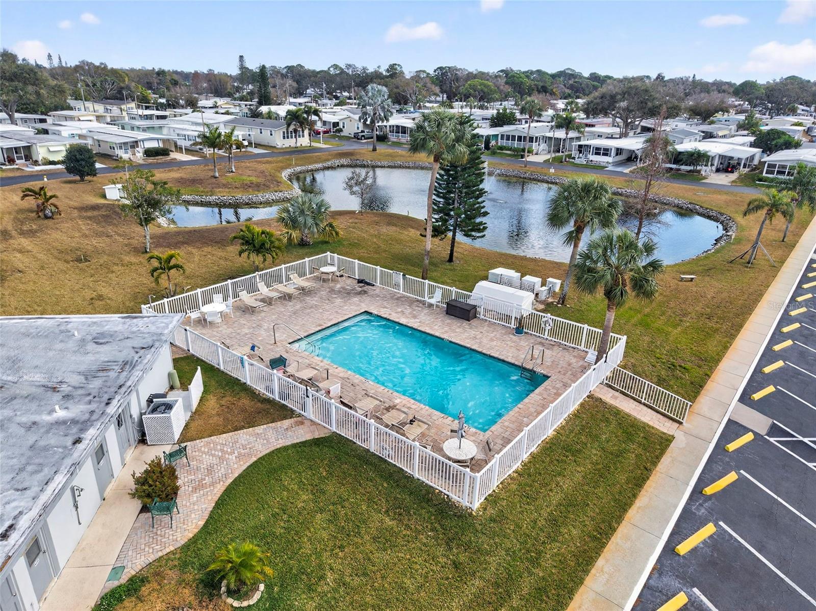 Image 24 of 30 For 7880 54th Avenue N 38