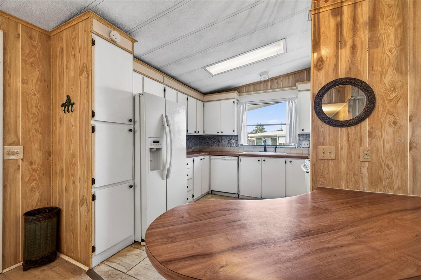 Image 9 of 30 For 7880 54th Avenue N 38