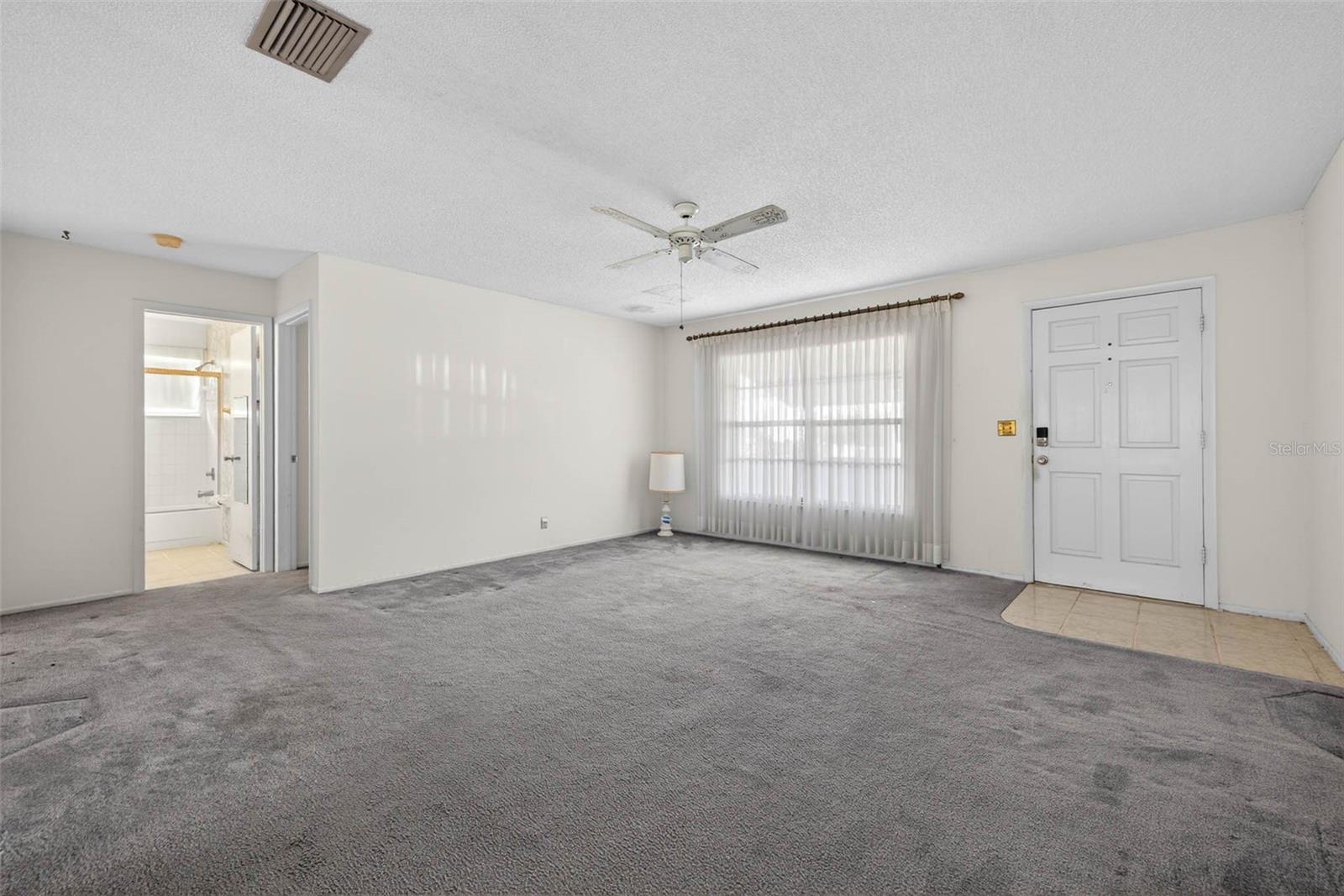 Image 19 of 39 For 9124 39th Lane N 5