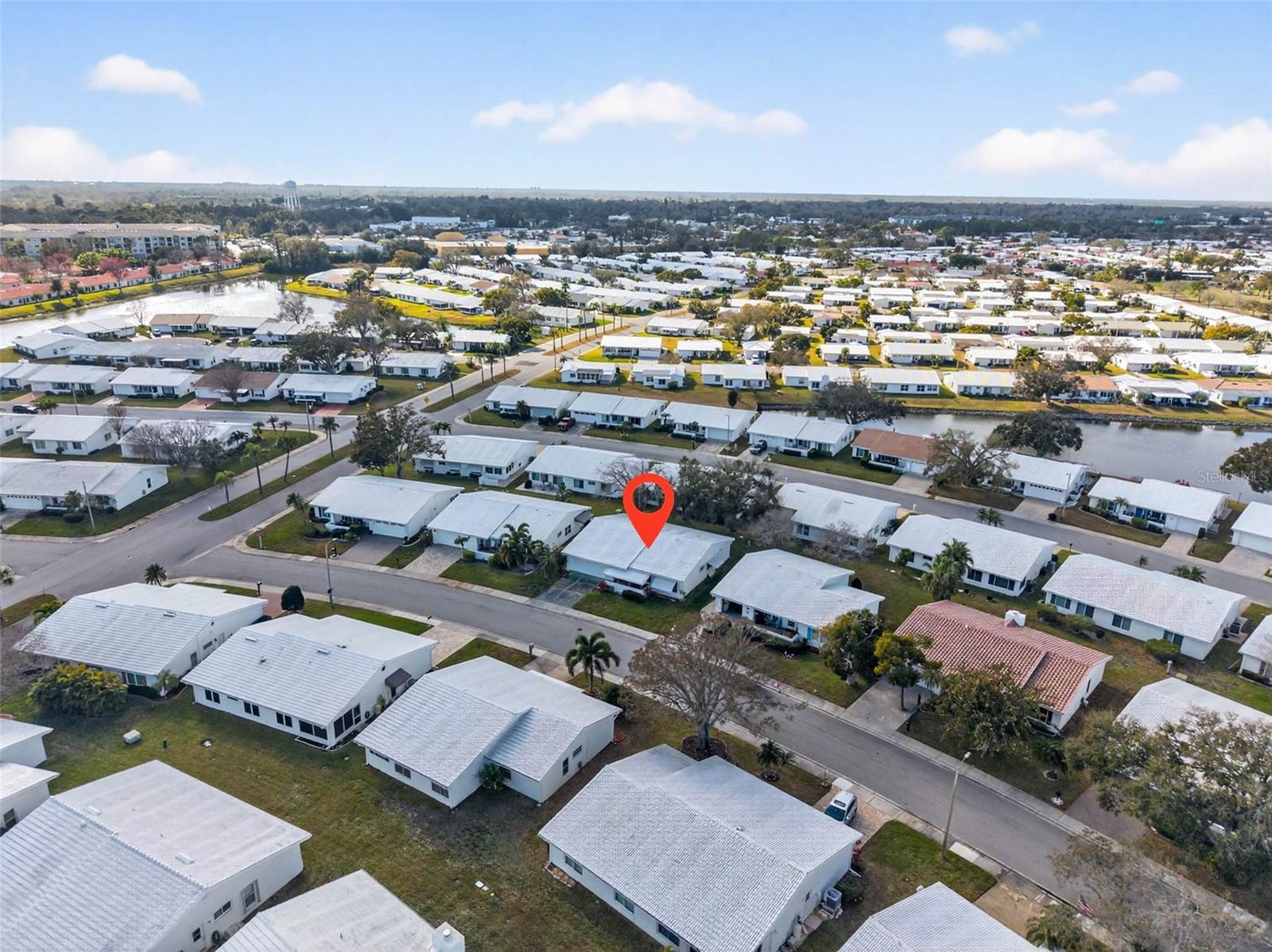 Image 32 of 39 For 9124 39th Lane N 5