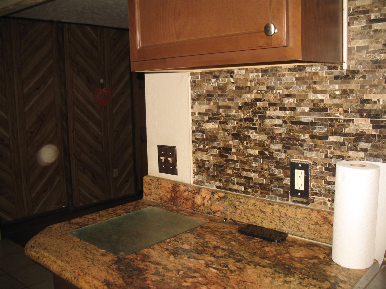 Image 12 of 29 For 3712 Clifton Street