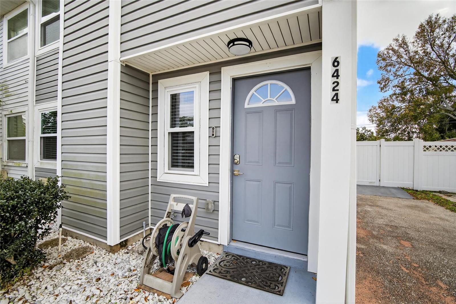 Image 7 of 47 For 6424 Rockpointe Drive