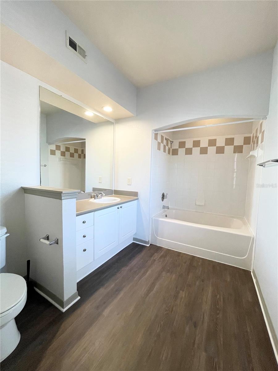 Image 19 of 29 For 15018 Arbor Reserve Circle  203