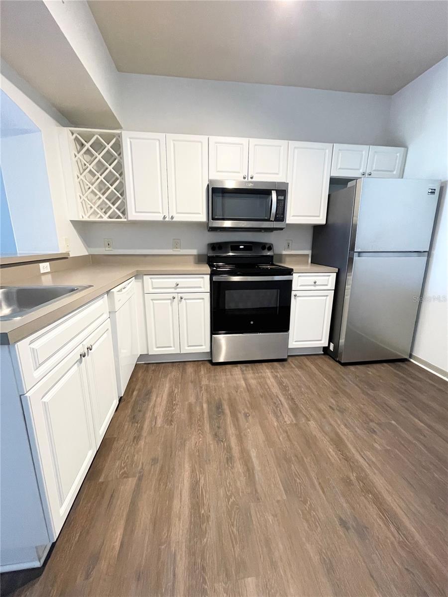 Image 8 of 29 For 15018 Arbor Reserve Circle  203