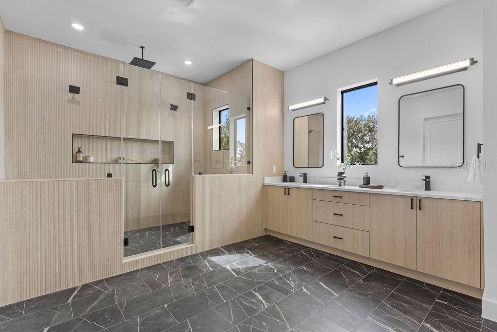 Image 30 of 67 For 3315 Grace Street