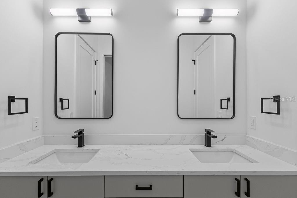 Image 40 of 67 For 3315 Grace Street