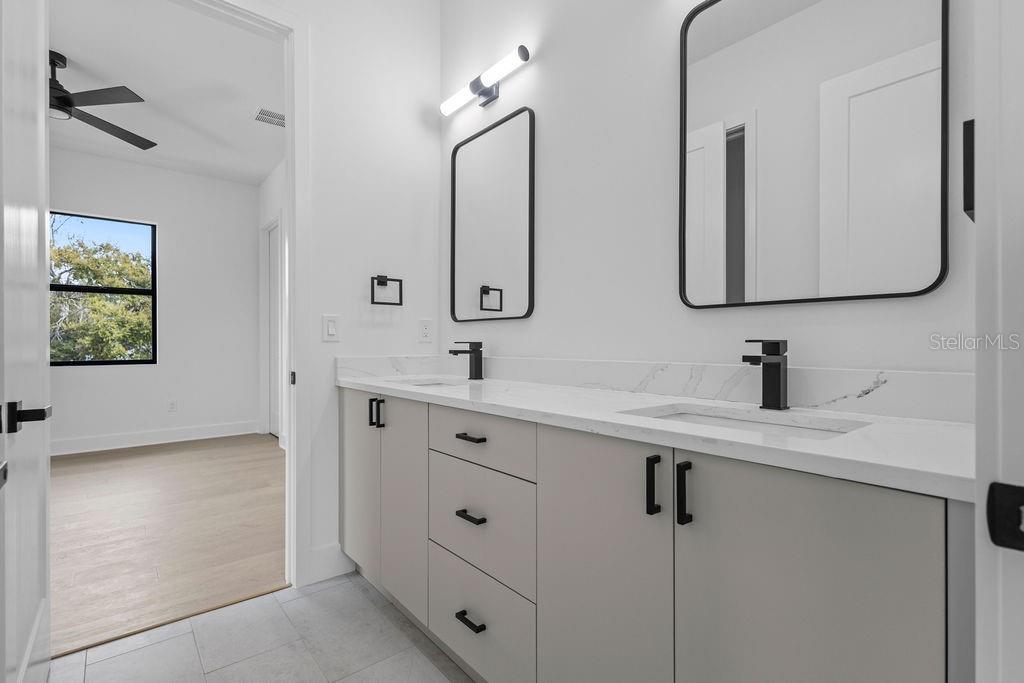 Image 42 of 67 For 3315 Grace Street