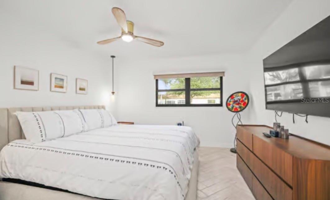 Image 12 of 21 For 2981 Flint Drive N 83c