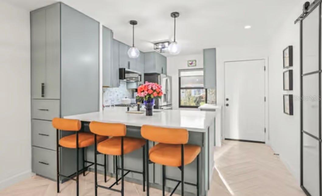 Image 6 of 21 For 2981 Flint Drive N 83c