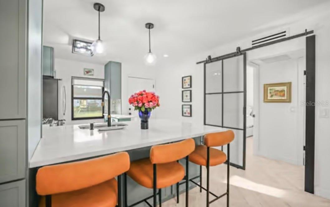 Image 7 of 21 For 2981 Flint Drive N 83c