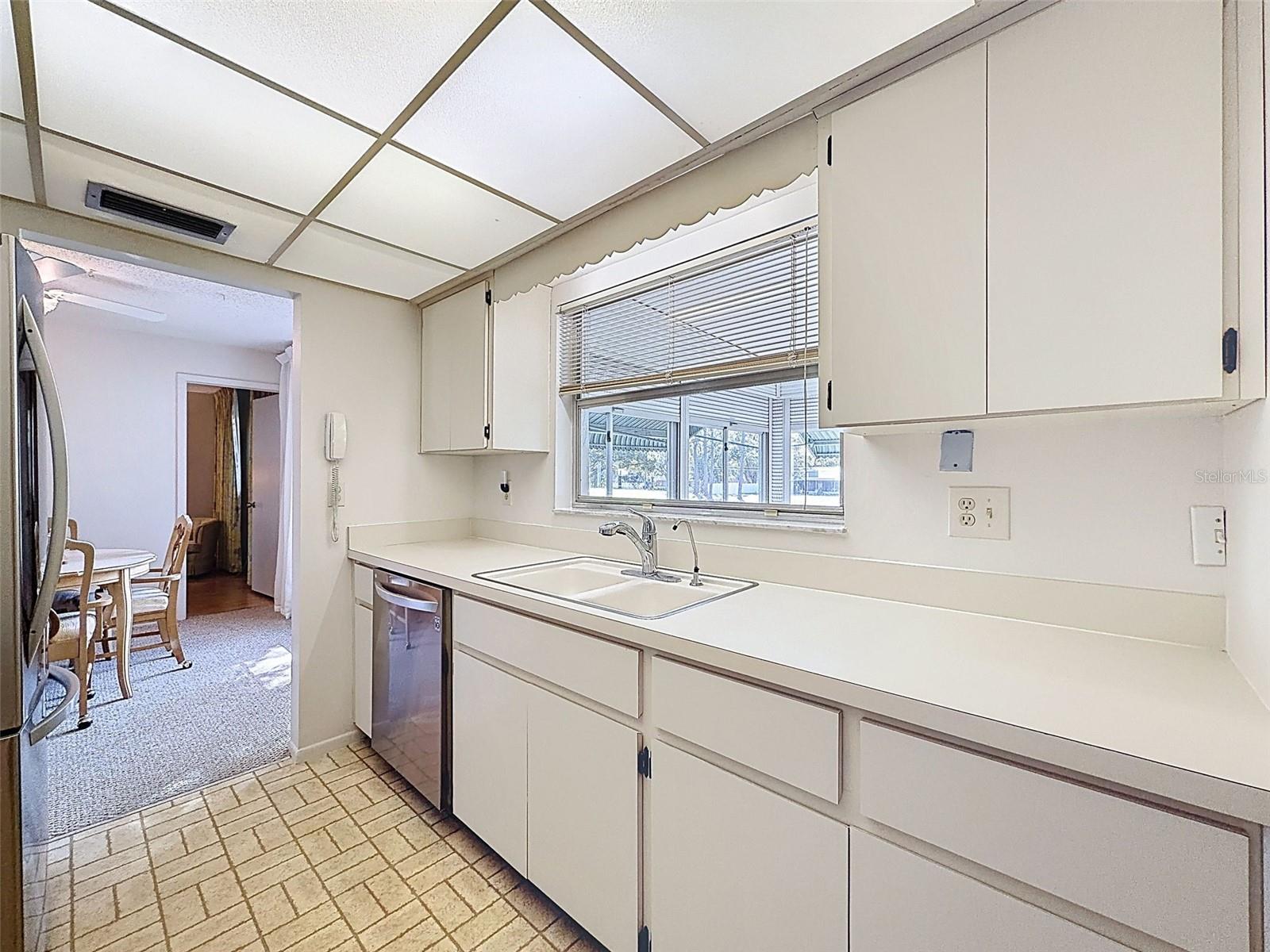 Image 21 of 94 For 1446 Queen Anne Boulevard