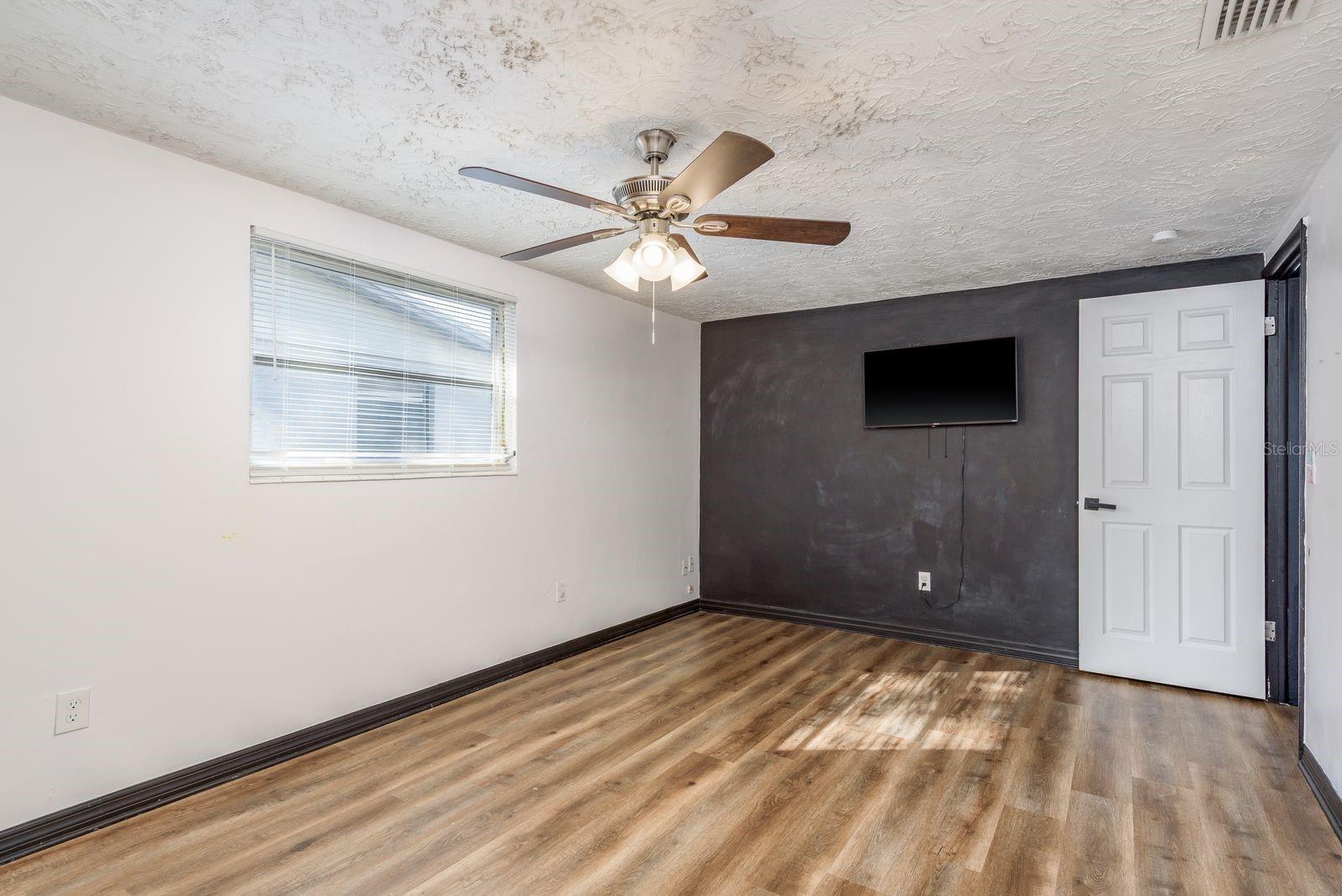 Image 20 of 28 For 3332 Chauncy Road