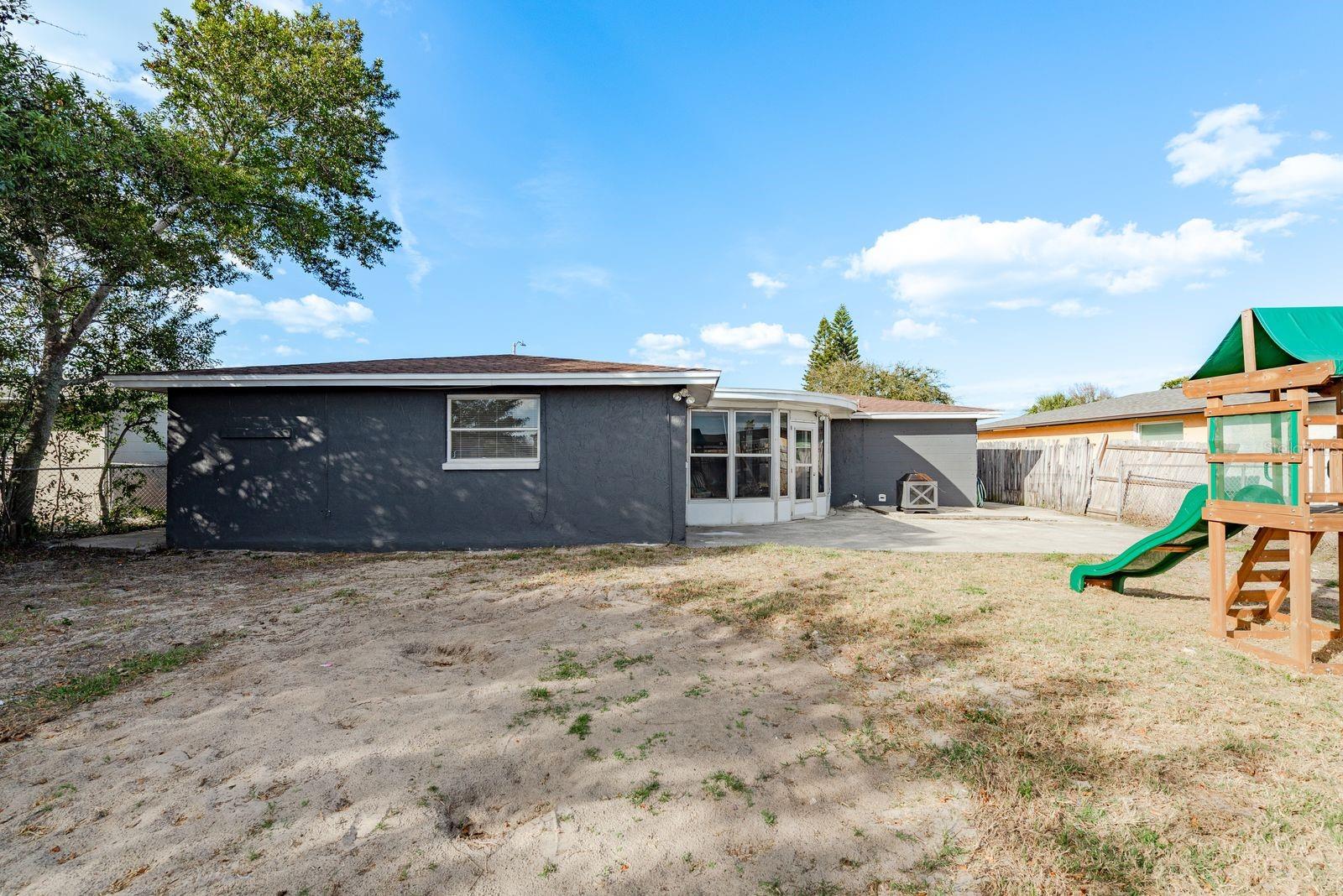 Image 26 of 28 For 3332 Chauncy Road