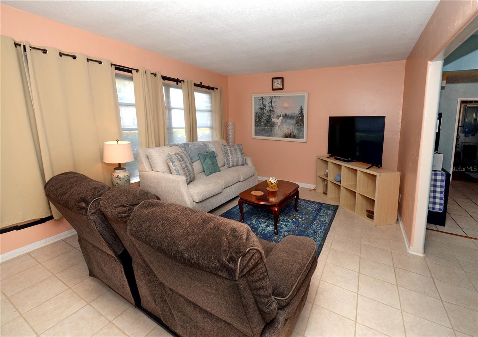 Image 6 of 36 For 6201 14th Avenue S