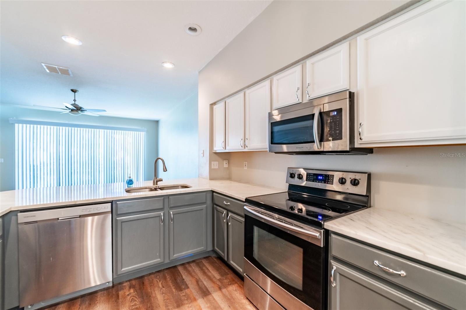 Image 10 of 45 For 10420 Mulligan Court