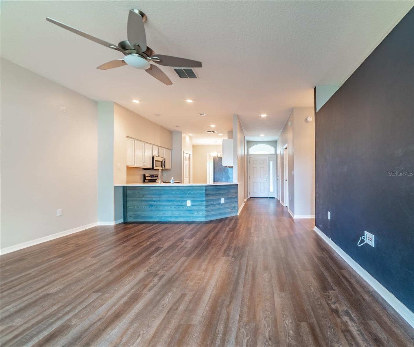 Image 17 of 45 For 10420 Mulligan Court