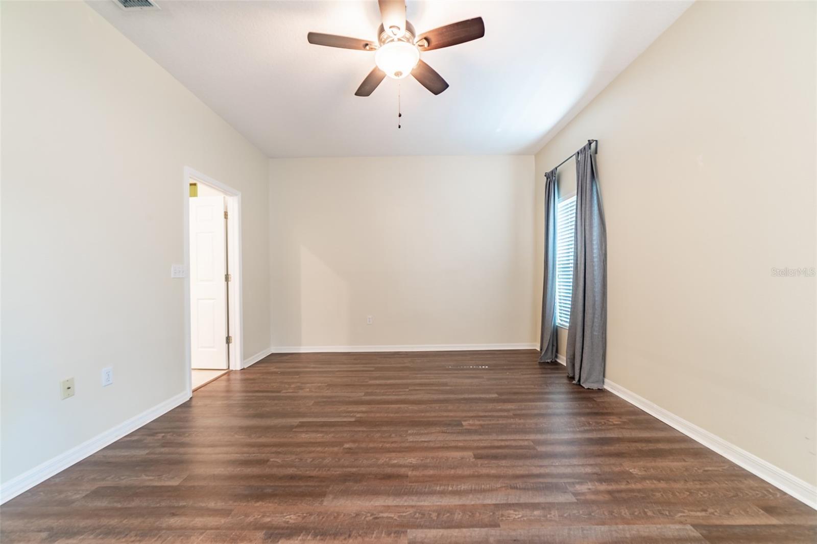 Image 19 of 45 For 10420 Mulligan Court